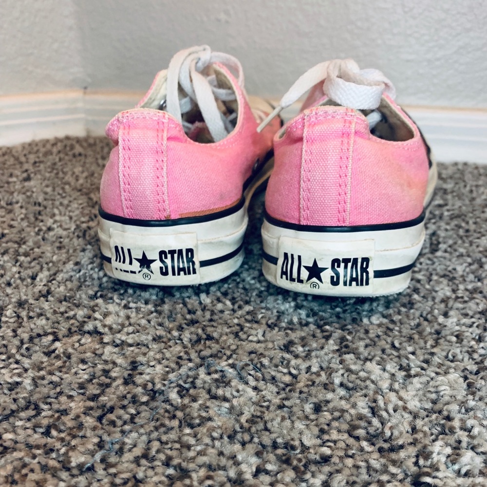 Pink Converse 💕 - Picture 3 of 4